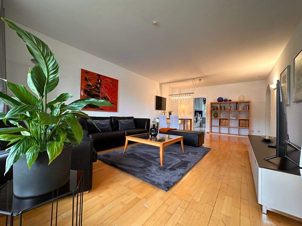 **Großzügige Wohnung in guter Wohnlage in Saarbrücken St. Johann** – Saarbrücken – Vorschaubild 6