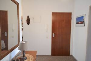Vermietete 3 Zimmer Eigentumswohnung mit Balkon und Pkw-Stellplatz – 23558 Lübeck – Vorschaubild 8