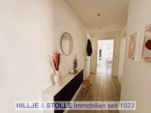 Frei werdende 3 ZKB Wohnung mit großem Balkon und TG-Stellplatz im Bürgereschviertel! – 26123 Oldenburg – Vorschaubild 2