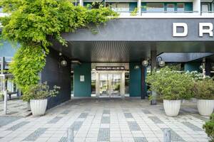 Attraktive 1-Zimmer-Wohnung mit großem Balkon und Top-Anbindung – 81477 München – Vorschaubild 2