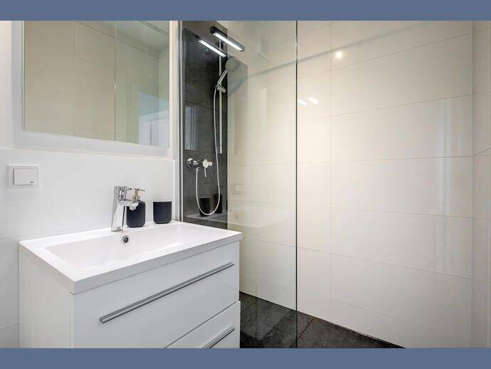 Möbliert: Top möblierte Dachterrassenwohnung – München – Vorschaubild 8