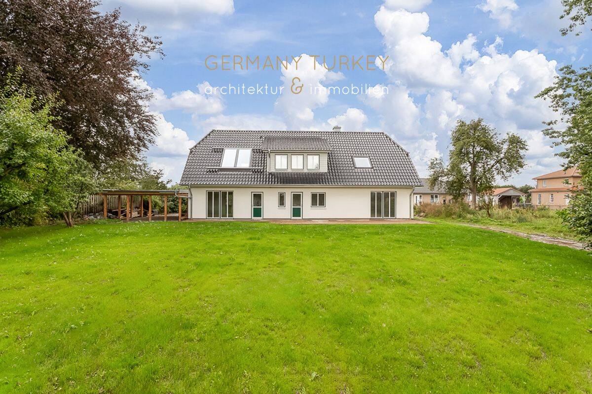 Wohnen statt nur Urlaub machen: Ehemaliges Bauernhaus wird zu Ihrem neuen Wohnhaus! – Loit – Vorschaubild 2