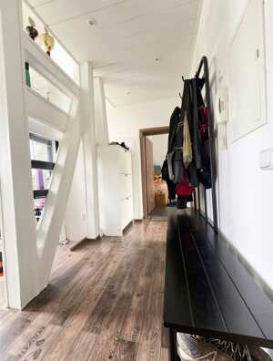 Großzügig aufgeteilte, lichtdurchflutete 3-Raum-Maisonette-Wohnung ! – 99086 Erfurt – Vorschaubild 2