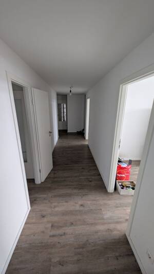 3-Zimmer-Apartment / Penthouse Wohnung (2023 umfangreich saniert) – 21029 Hamburg – Vorschaubild 3