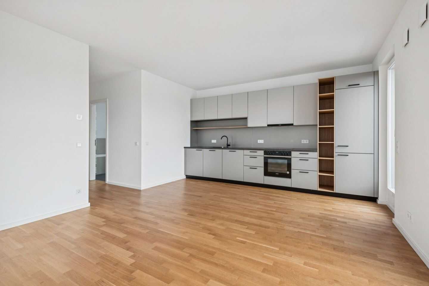 Exklusive Penthouse-Wohnung mit zwei Terrassen in Wasserlage – Berlin – Vorschaubild 2