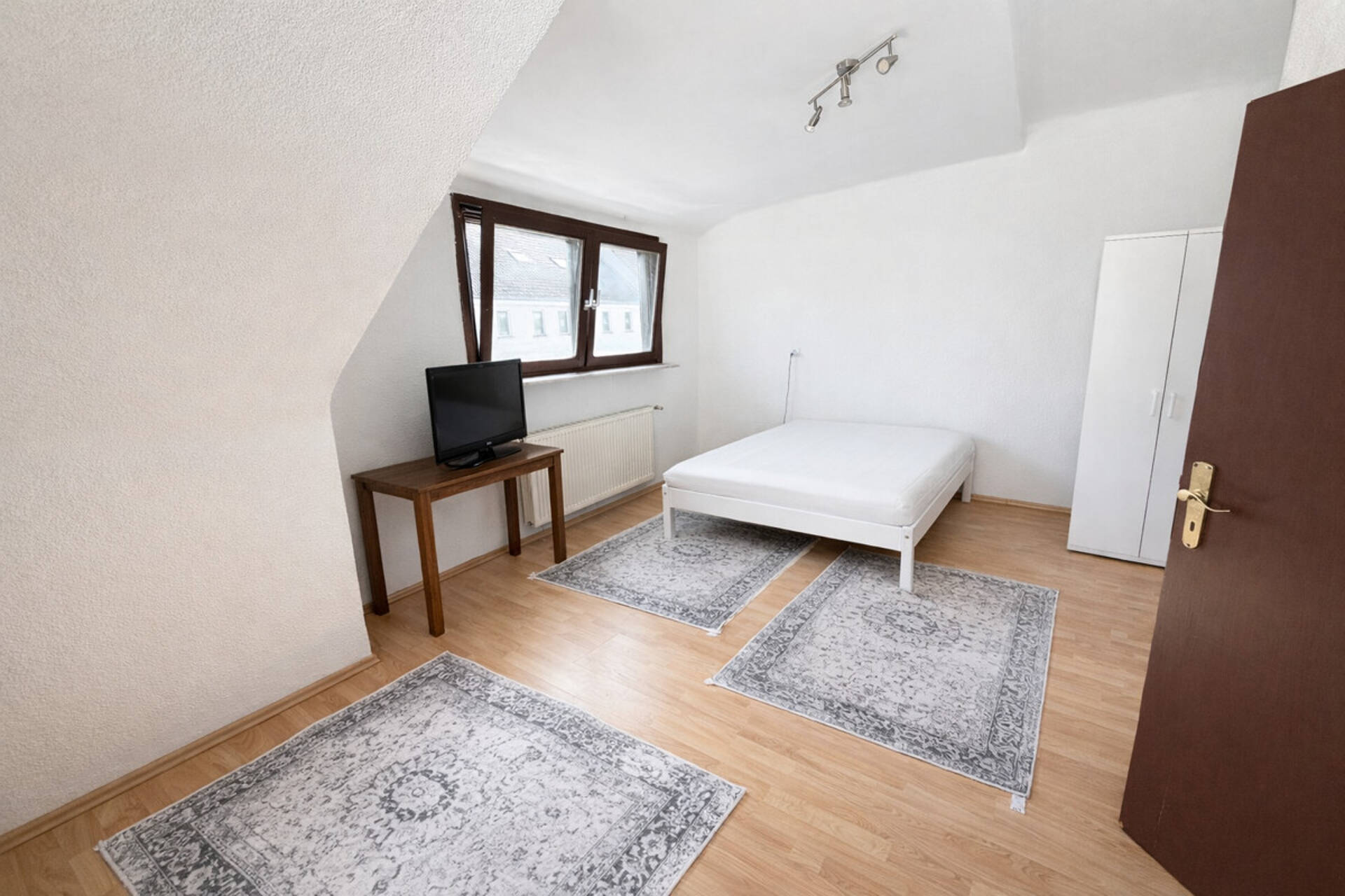 Mehrfamilienhaus in 66333 Völklingen / Geislautern mit 320 m² kaufen