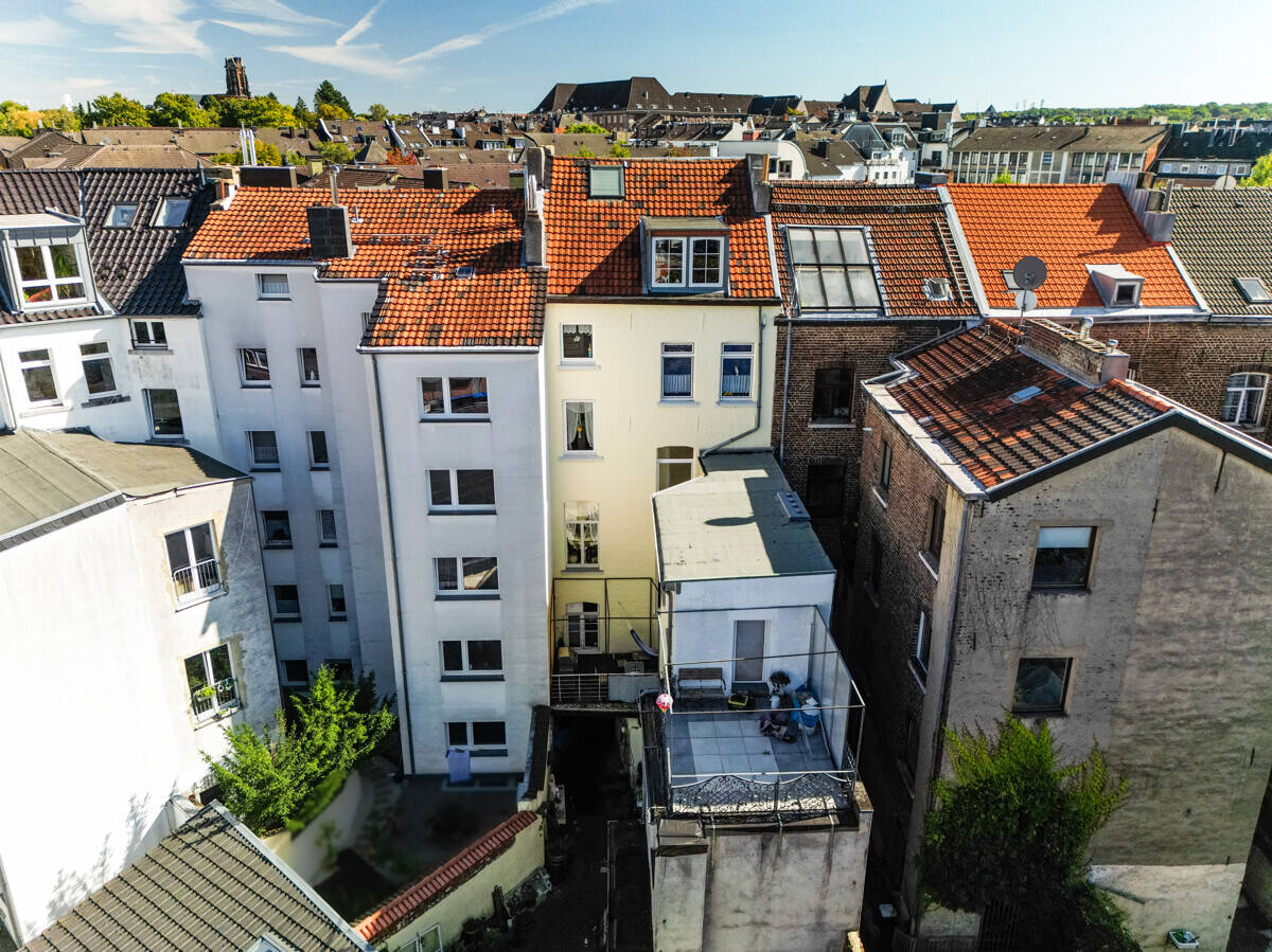 Gepflegtes Stadthaus in Innenstadtlage mit zwei vermieteten Wohnungen – Aachen – Vorschaubild 2