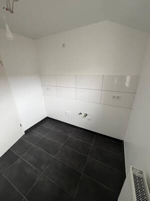 Kernsanierte Etagenwohnung, 1ZKB, Erstbezug – 66125 Saarbrücken – Vorschaubild 8