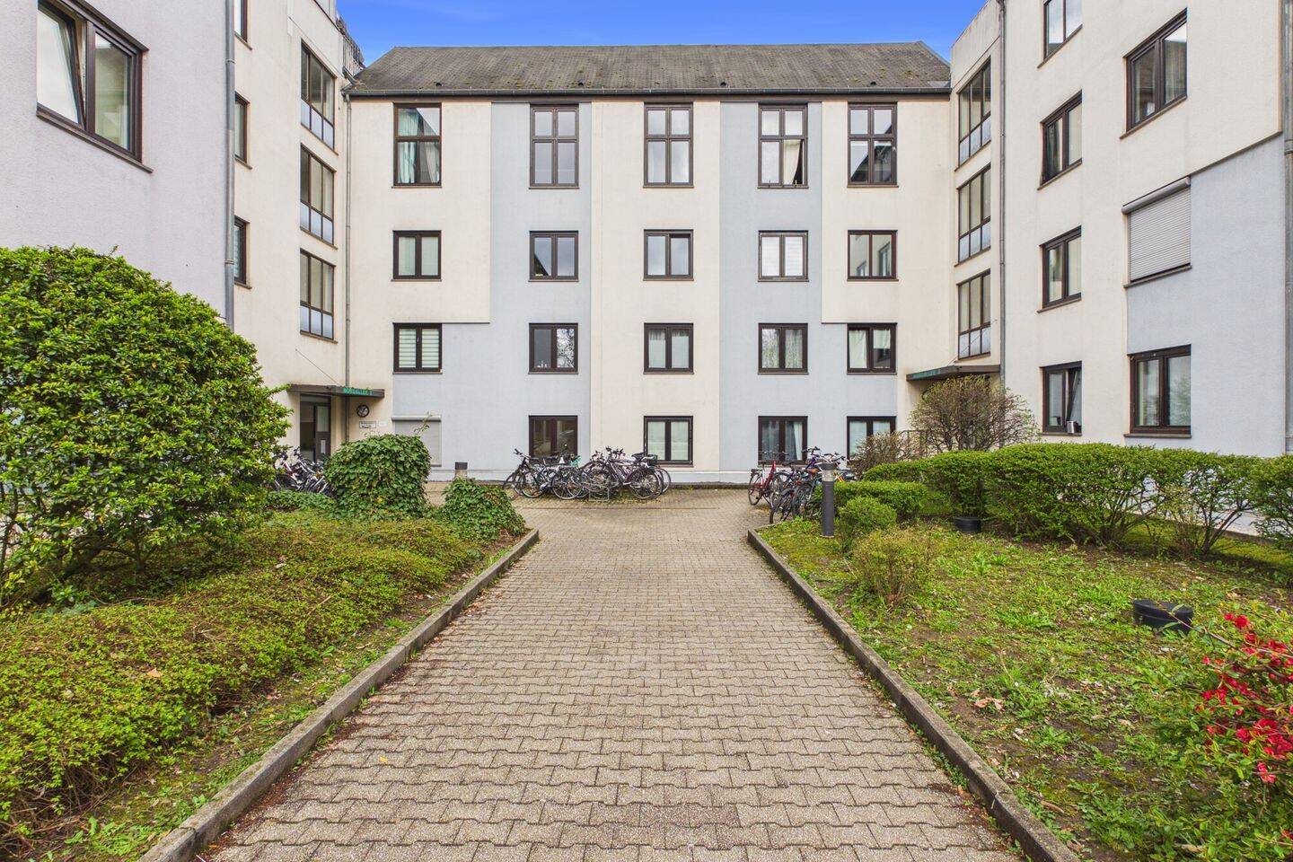 18,61 Quadratmeter Wohnraum mit Kochecke und Badezimmer für 69.000 Euro in der Trierer Nordallee 3