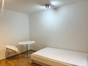 MODERNE VOLL MÖBLIERTE 1 ZIMMER SOUTERRAIN WOHNUNG MIT TERRASSE UND KFZ-STELLPLATZ – 91058 Erlangen – Vorschaubild 8