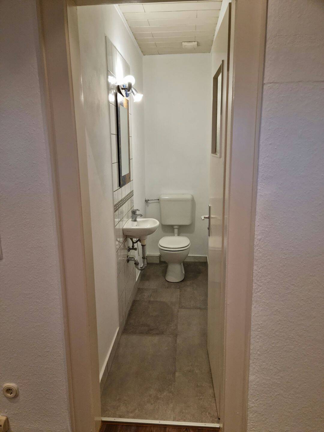 Sonnige 3 Zimmer Altbauwohnung mit Südbalkon – Nürnberg – Vorschaubild 8