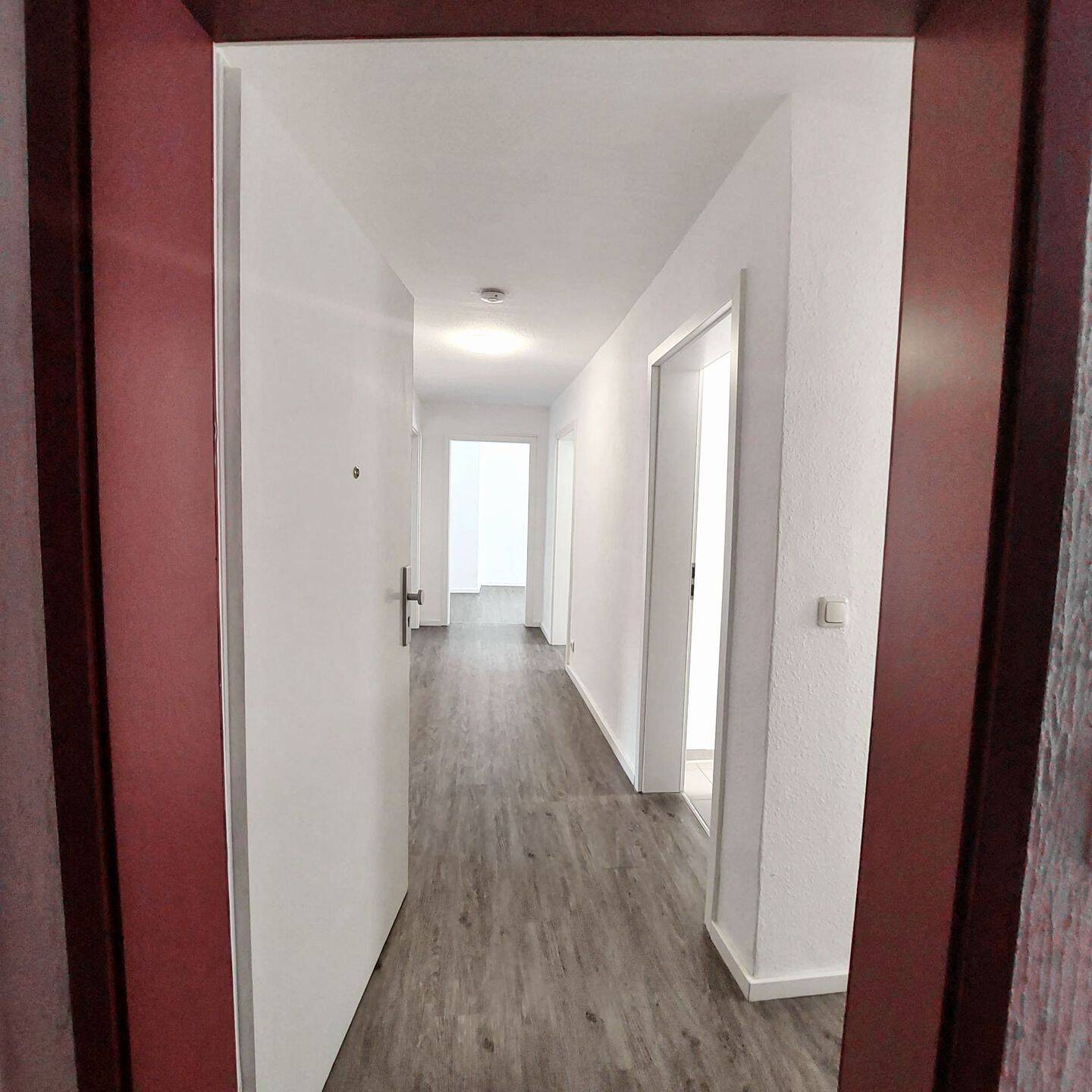 Sehr schöne 4-Zimmer Altbauwohnung (ca. 90qm) im Herzen Nürnbergs!
