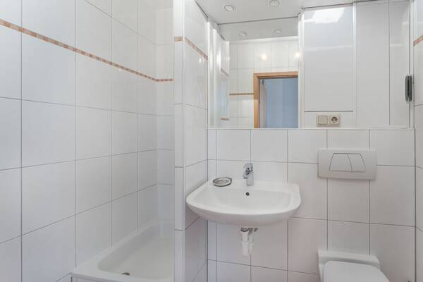 Etagenwohnung in 50735 Köln mit 53 m² kaufen