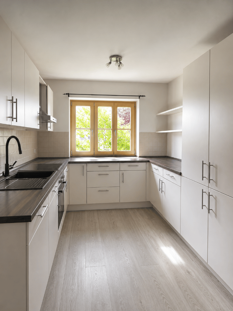 Großzügige 7-Zimmer-Doppelhaushälfte mit ca. 170 m² Wohnfläche, Garage, Balkon, Terrasse und Garten – Marzling – Vorschaubild 4