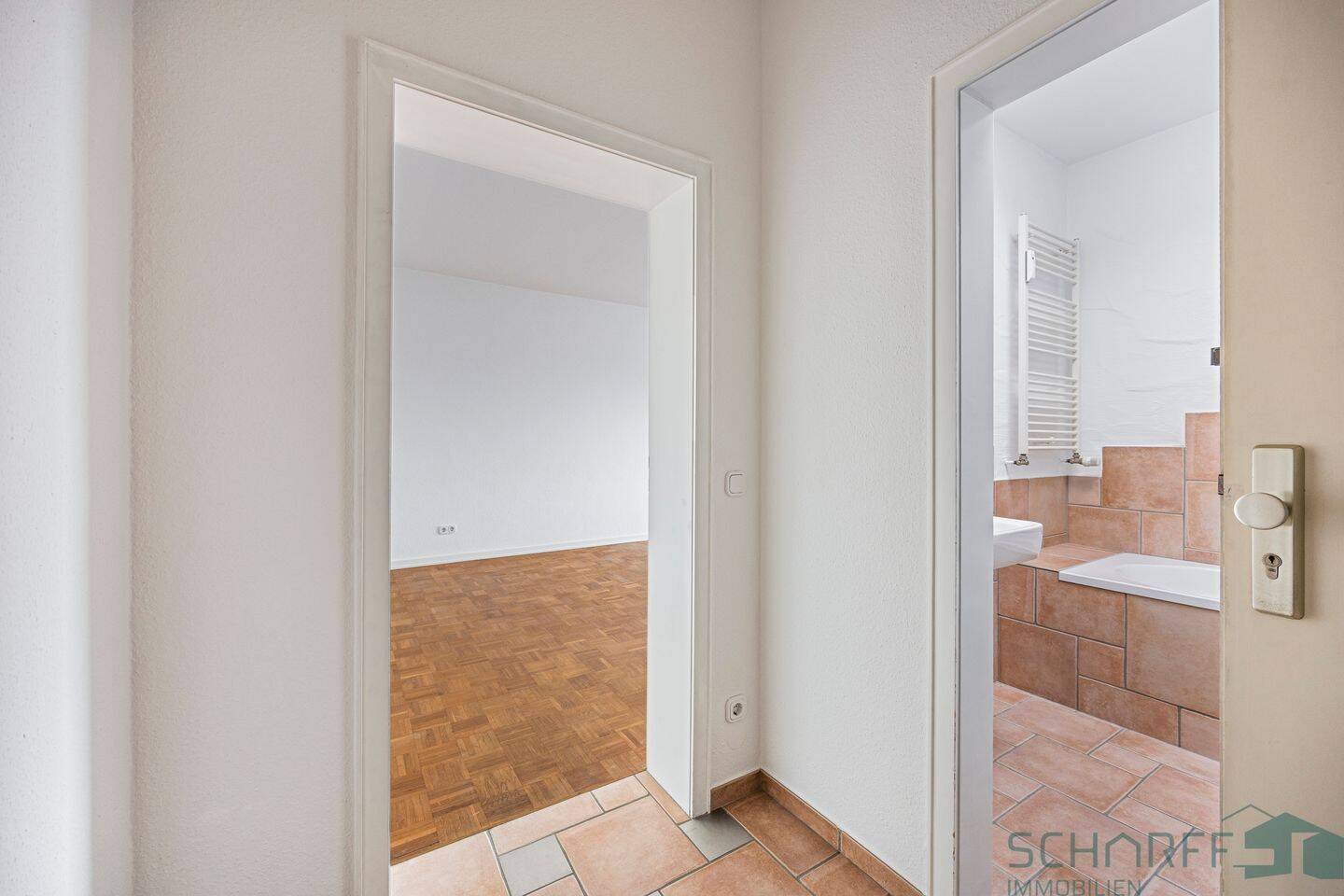 Zentral gelegen mit traumhaft schönem Ausblick: Ihre neue Wohnung in Kessenich! – Bonn – Vorschaubild 3