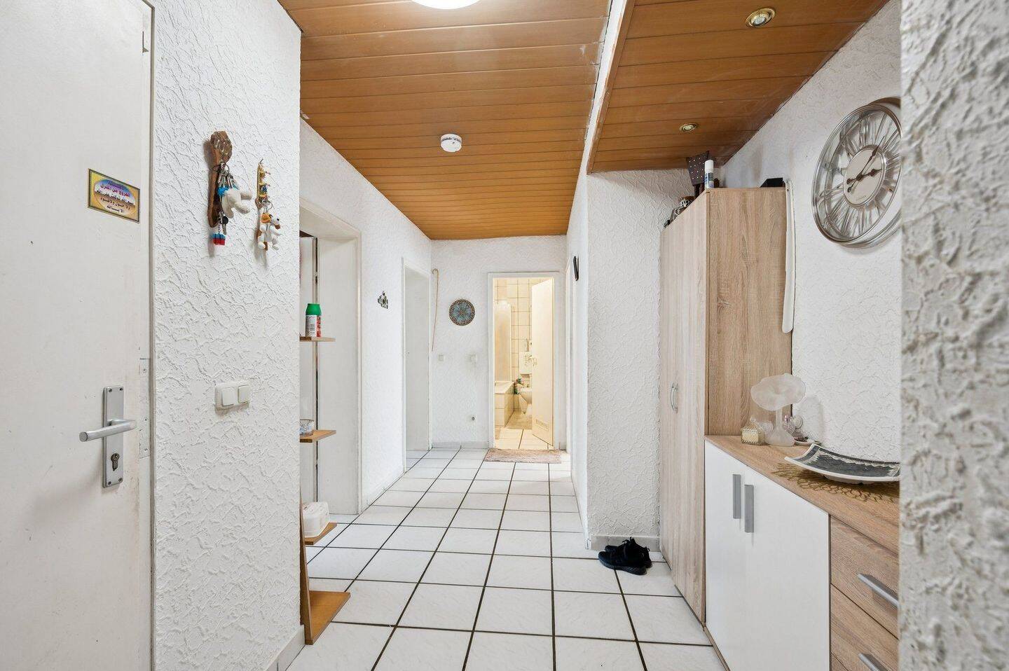 Vermietete 5-Zimmer-Wohnung mit Balkon, Garage & neuer Heizung - solide Kapitalanlage in MG-Rheydt – Mönchengladbach – Vorschaubild 3