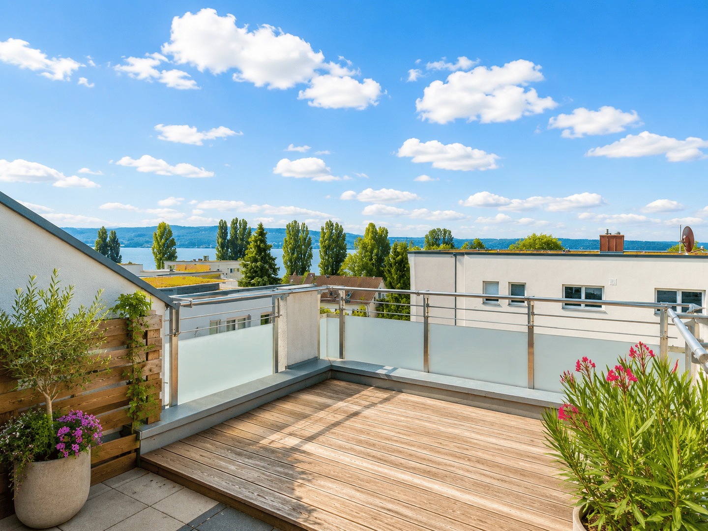 Maisonette mit See- und Alpenblick - nur 350 Meter vom Ufer entfernt