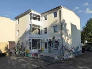 ### Wunderschöne, sanierte Dachgeschosswohnung mit Balkon in Stadtfeld-Ost ### – 39108 Magdeburg – Vorschaubild 2