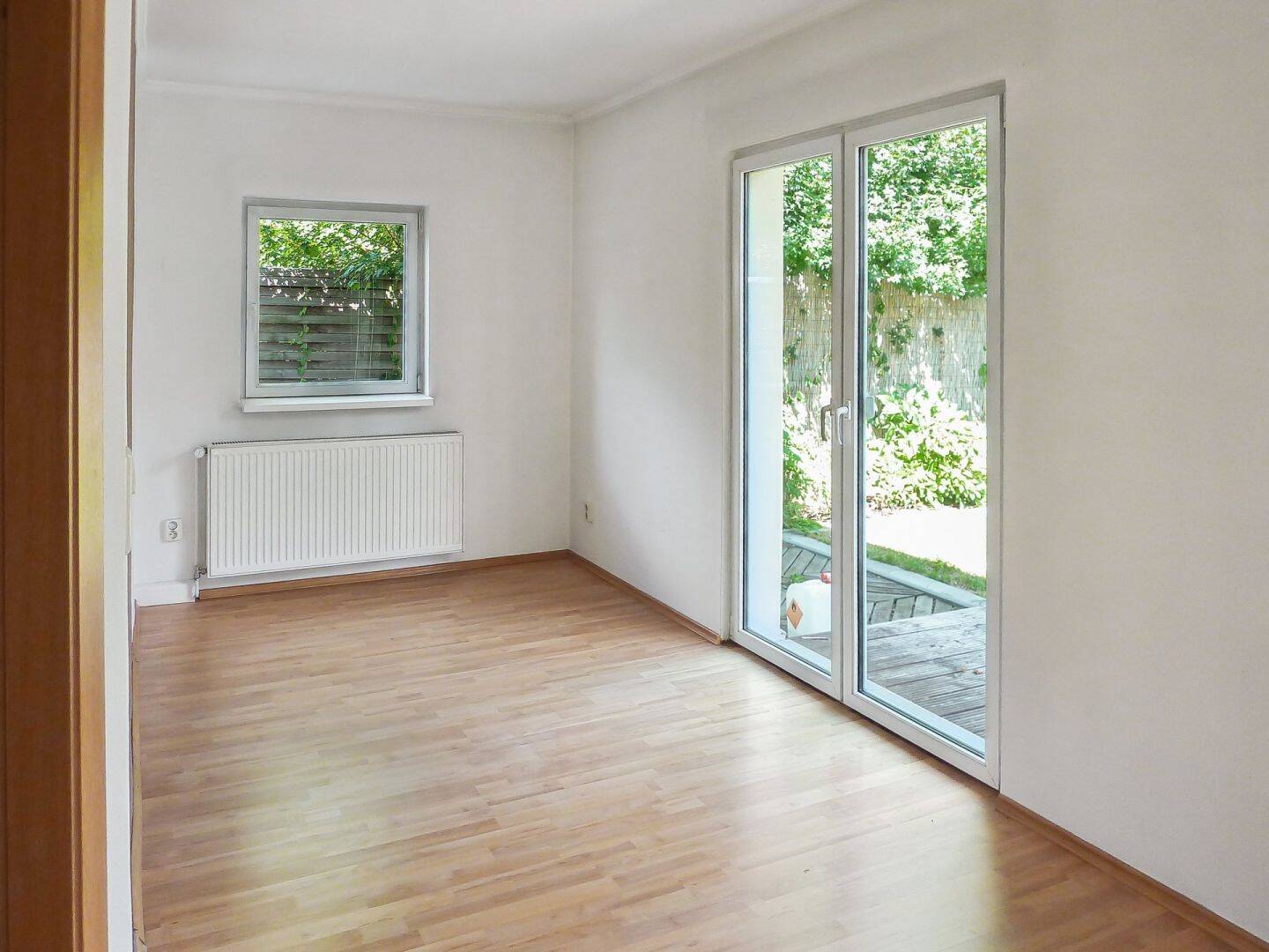 Fußläufig zum Park Babelsberg: Vermietete 3-Zimmer-Remise mit Garten und Stellplatz in ruhiger Lage – Potsdam – Vorschaubild 2