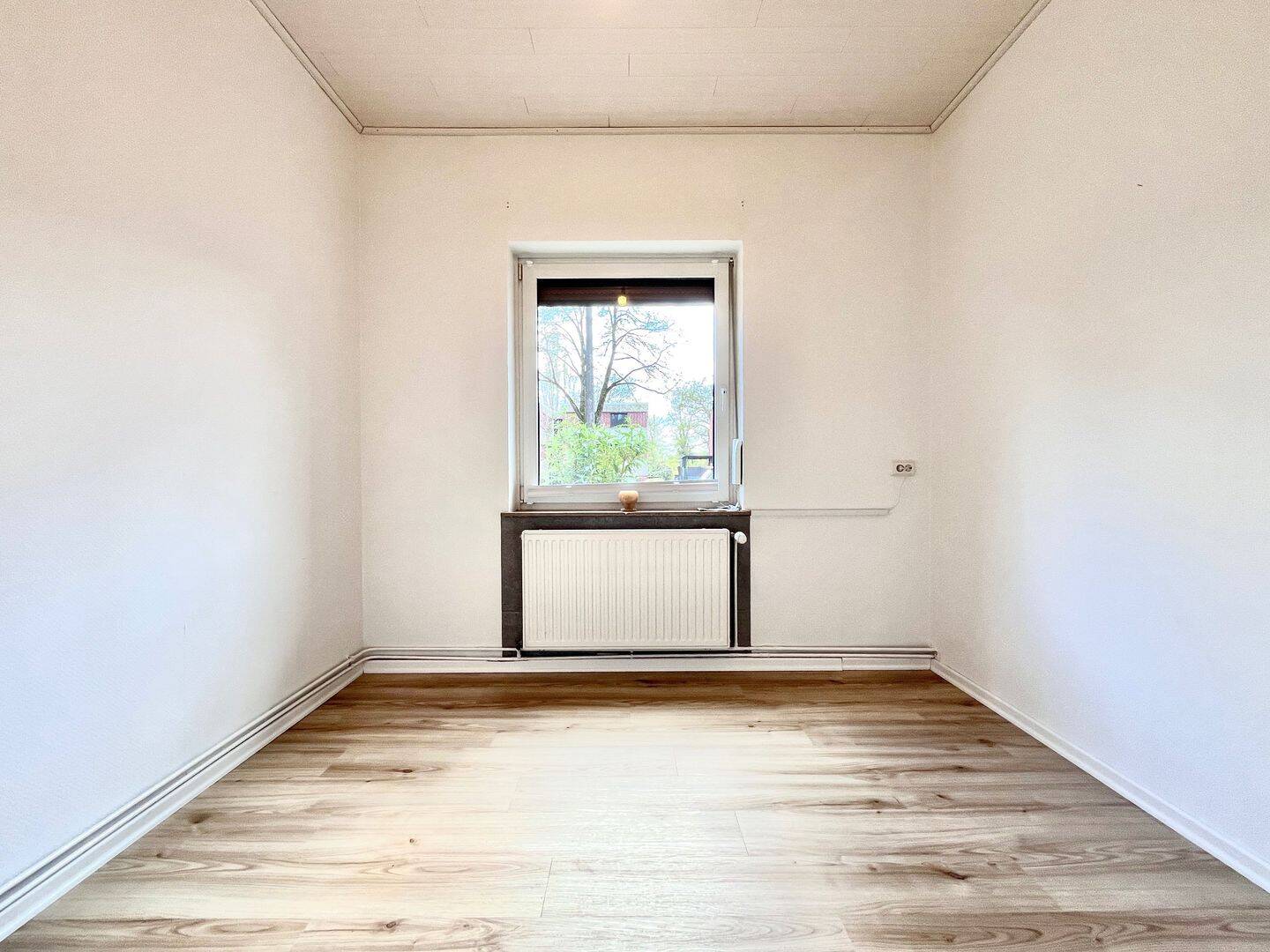 Gepflegtes Zweifamilienhaus in Bremen mit Garten zum Wohlfühlen – Bremen – Vorschaubild 8