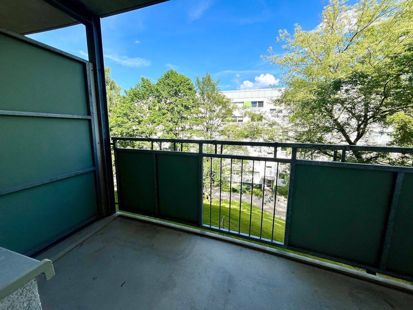 Wohnen am Stadtpark mit Balkon und Einbauküche – Chemnitz – Vorschaubild 7