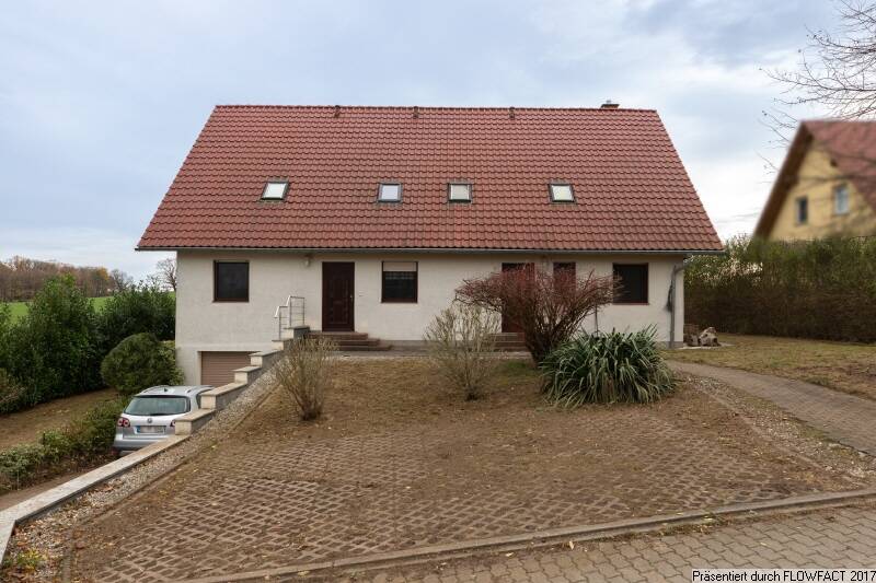 Einfamilienhaus mit Einliegerwohnung in ruhiger Lage – Göda – Bild 1 von 9