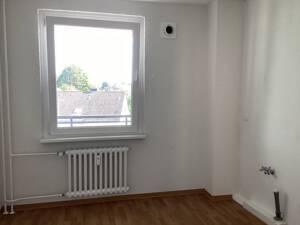 Lichtdurchflutete 2-Zimmer Wohnung mit Balkon in Baumheide – 33609 Bielefeld – Vorschaubild 4