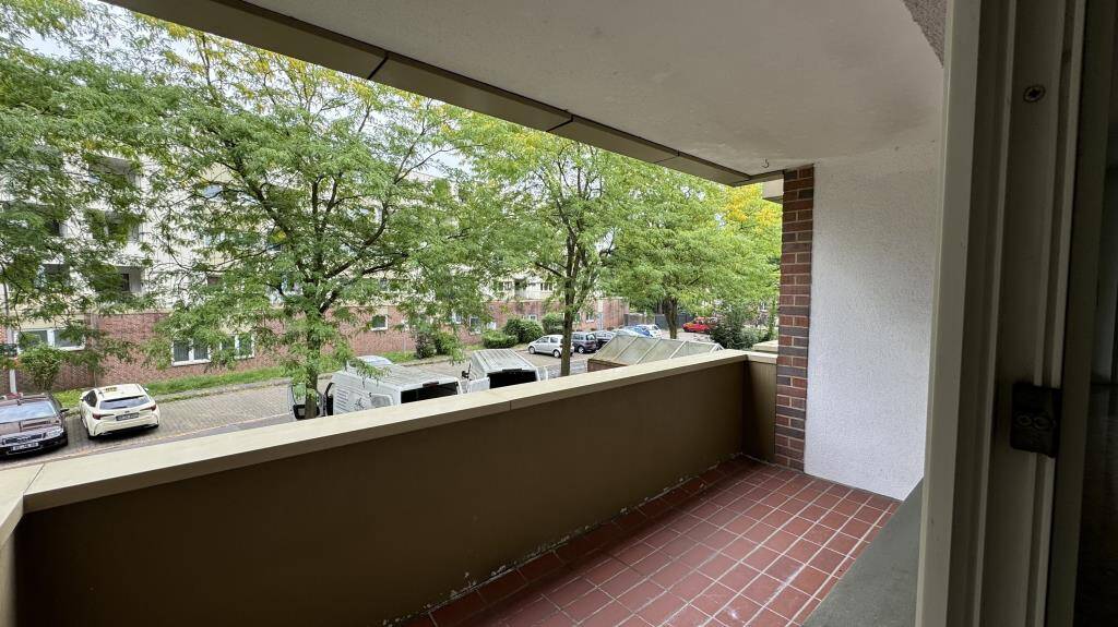 2-Zimmer, Balkon und Badewanne