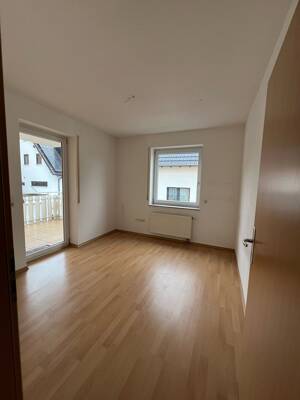 Helle 3-Zimmer-Wohnung mit Balkon in ruhiger Lage von Heilbronn-Kirchhausen – 74078 Heilbronn – Vorschaubild 4