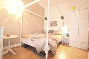 Voll möbliert wohnen am Johannapark Sachsenbrücke 1 Zimmer ab sofort – 4109 Leipzig – Vorschaubild 3