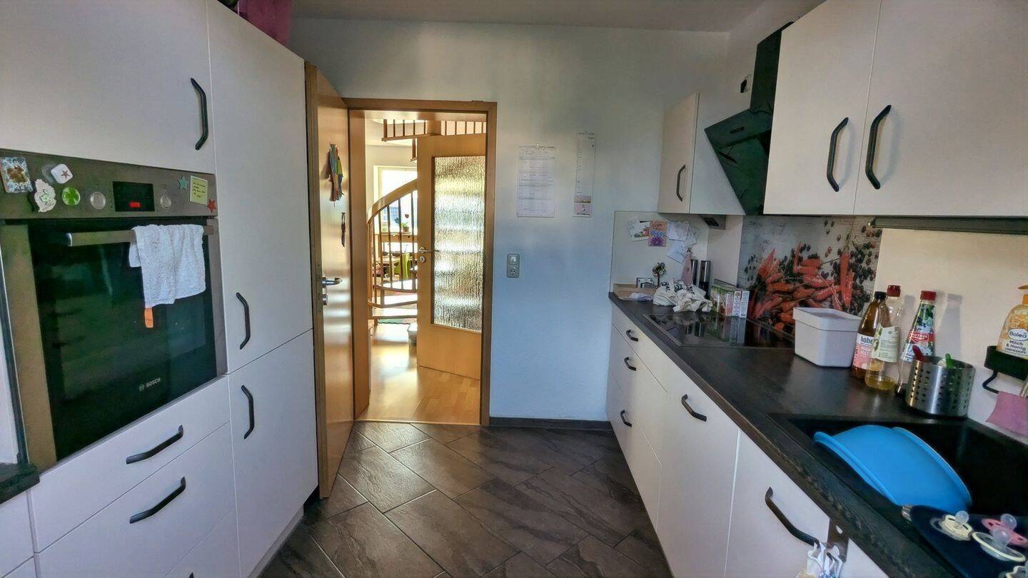 Charmante Maisonette-Eigentumswohnung mit Balkon, Garage und Stellplätzen – Schneeberg – Vorschaubild 4
