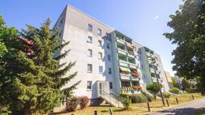 Zweitbezug nach Komplettrenovierung - 3 Zimmer, Deckenspots, Bad mit Wanne, Balkon ... – 4157 Leipzig – Vorschaubild 2