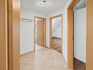 Modernes Einfamilienhaus mit hochwertiger Ausstattung und großzügigem Grundstück in Leipzig-Miltitz – 4205 Leipzig – Vorschaubild 4