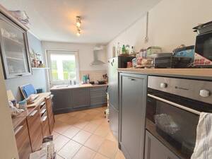 Gepflegte 3-Zimmer-Wohnung mit sonnigem Balkon und Stellplatz in begehrter Lage in Trier-Ruwer. – 54292 Trier – Vorschaubild 2