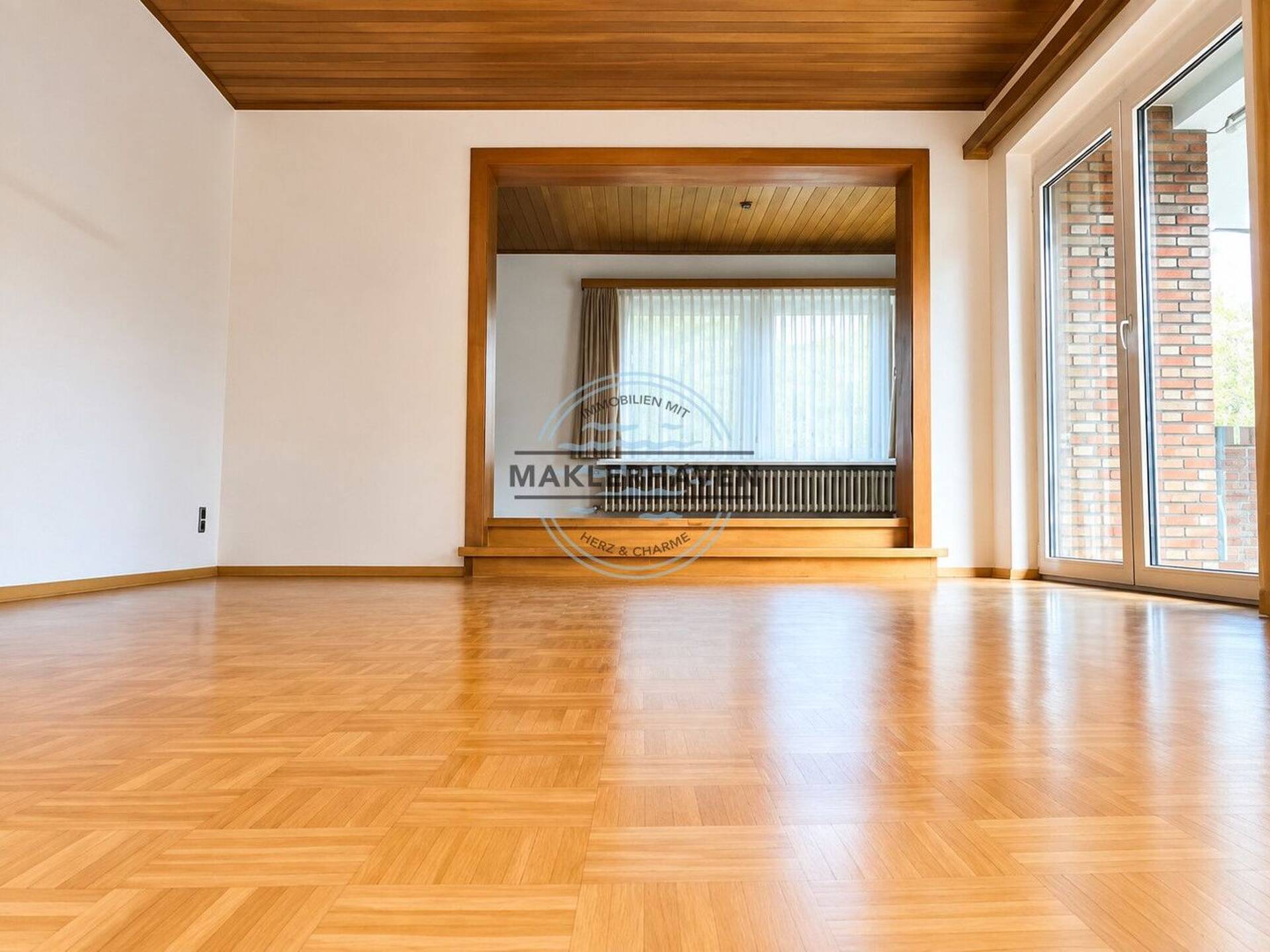 Mehrfamilienhaus in 26382 Wilhelmshaven mit 255 m² kaufen