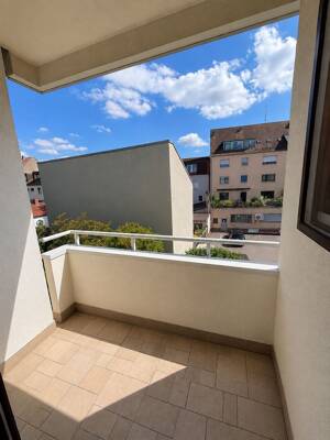 Erstbezug nach Komplettsanierung – Moderne 1-Zimmer-Wohnung mit Balkon in Bestlage von Erlangen – 91054 Erlangen – Vorschaubild 2