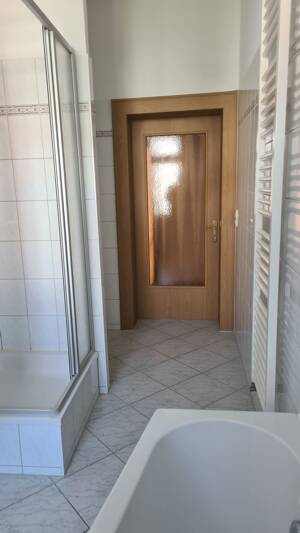 Helle,sonnige 3-Raumwohnung,Nähe Landtag Friedrich List Str. ( Löbervorstadt ) – 99096 Erfurt – Vorschaubild 7
