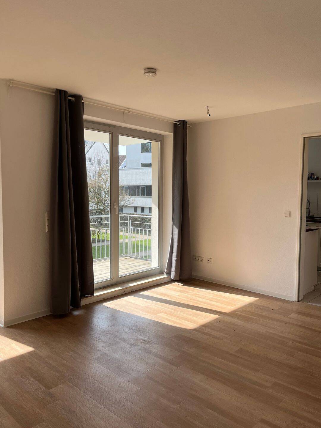 Helle 3-Zimmer-Wohnung mit Balkon!