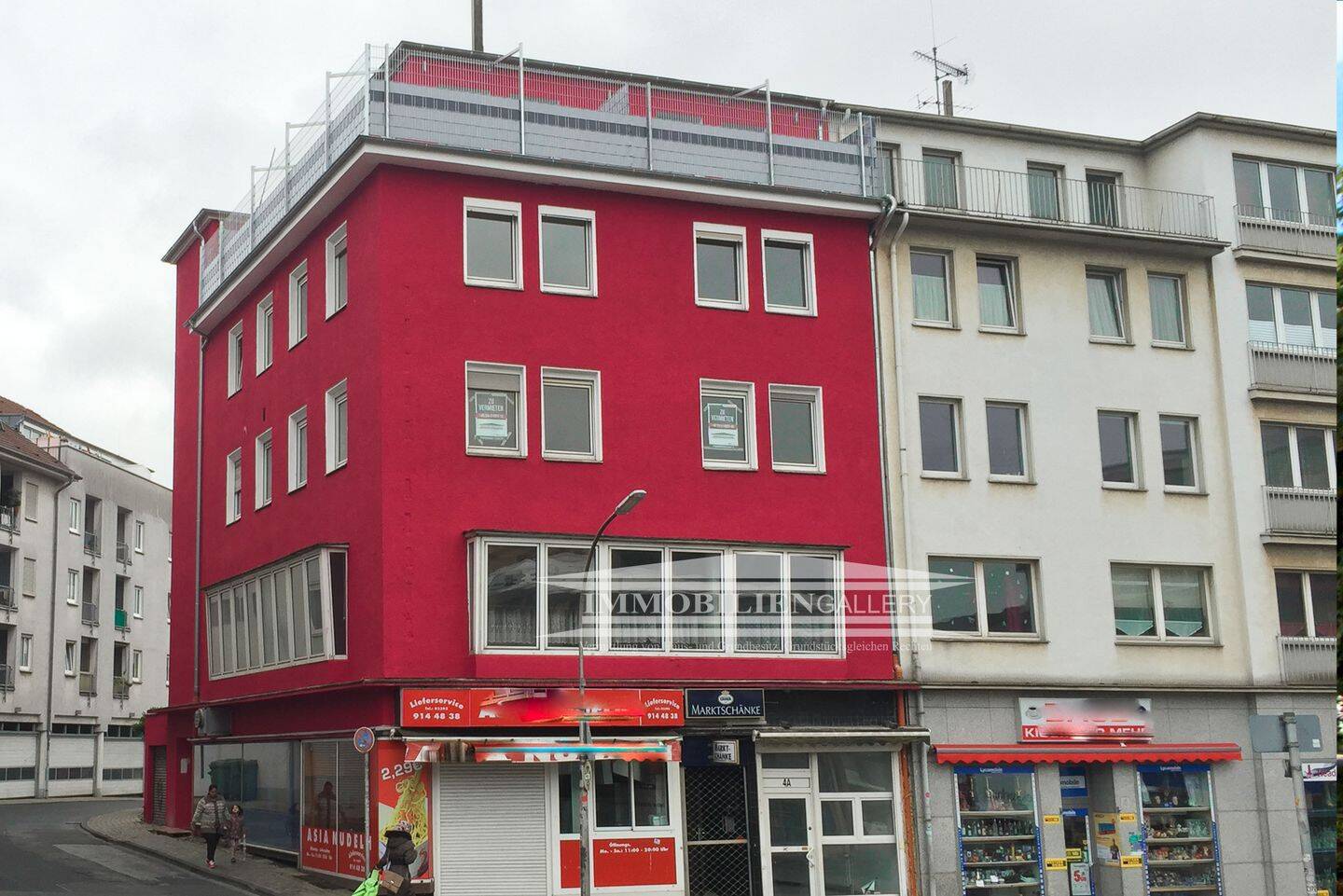 2,5 Zimmer Wohnung - renoviert  - Balkon - zentrale Lage