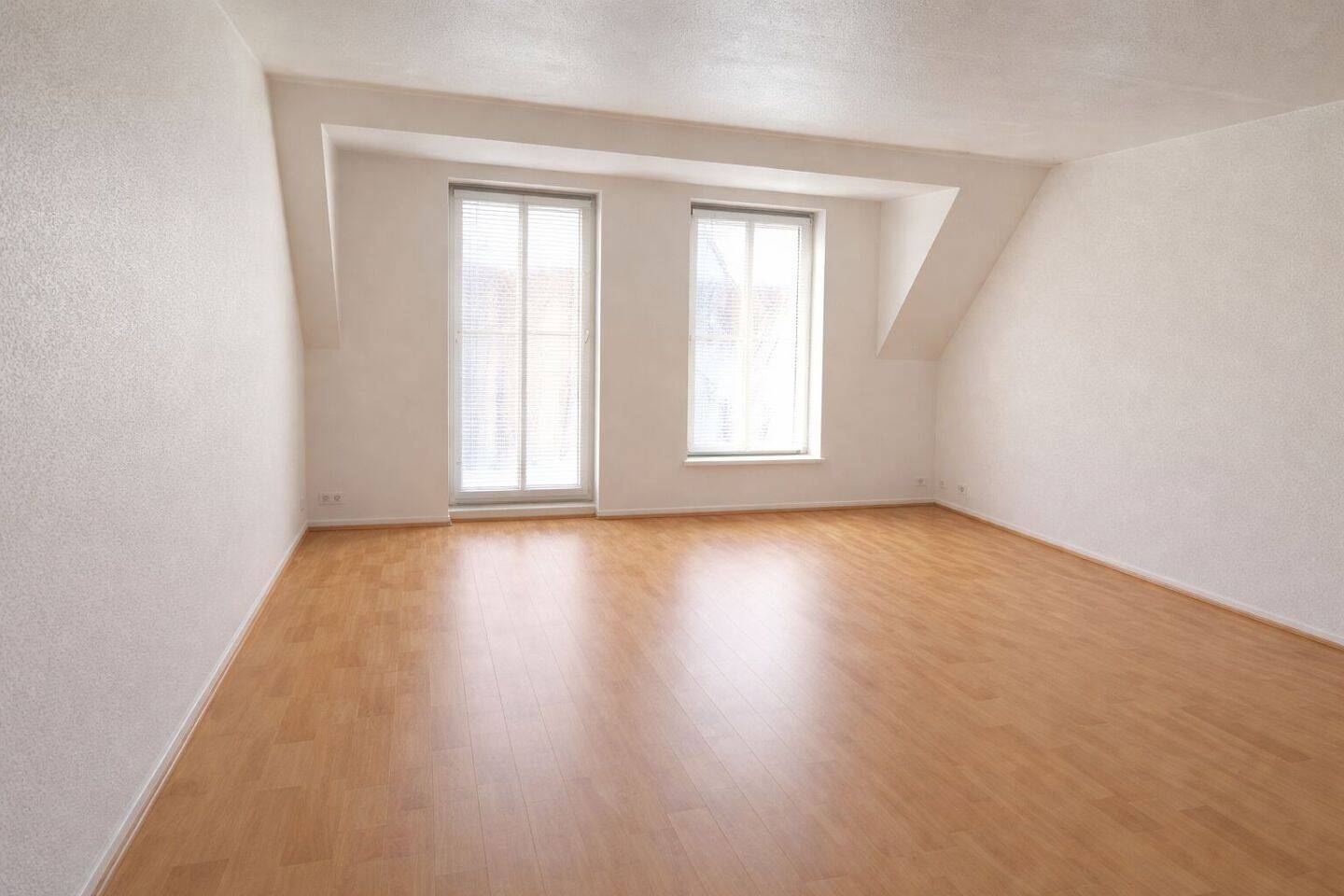 Smart investieren in Berlin: Stilvolle 2-Zimmer-Wohnung mit Balkon & stabilem Mietverhältnis