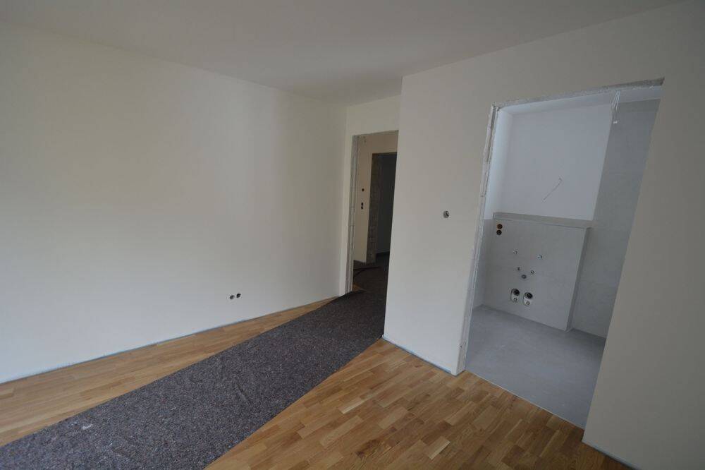 Stilvolle Eigentumswohnung im 1. Obergeschoss mit Balkon – Hamburg – Vorschaubild 5