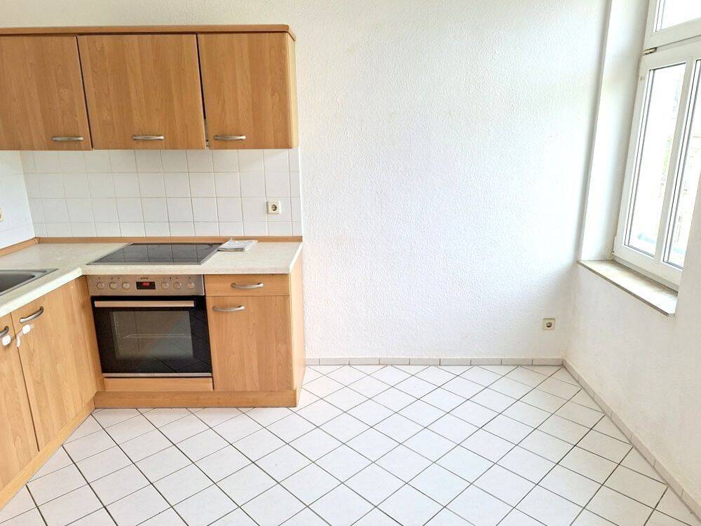 !! Uni-Nähe, 3-Zimmer-Wohnung mit Einbauküche und Aufzug !! – Chemnitz – Vorschaubild 2