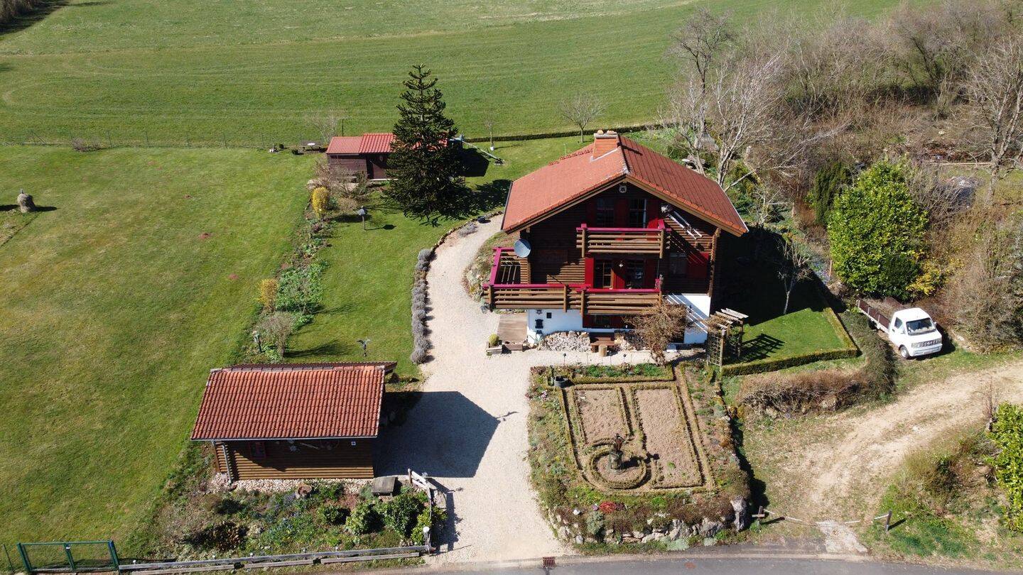 Ferienhaus & Kapitalanlage: Holzblockhaus mit Studio inkl. Inventar in der Vulkaneifel – Kopp – Vorschaubild 6