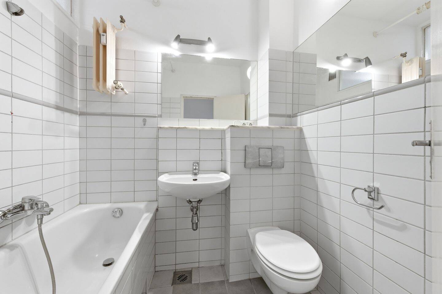 Studio-Apartment mit Balkon in gefragter Wilmersdorfer Citylage – Berlin – Vorschaubild 6
