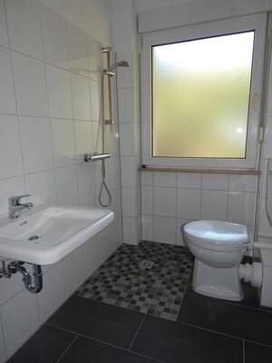 Top sanierte Wohnung in Bochum-Weitmar – 44795 Bochum – Vorschaubild 2