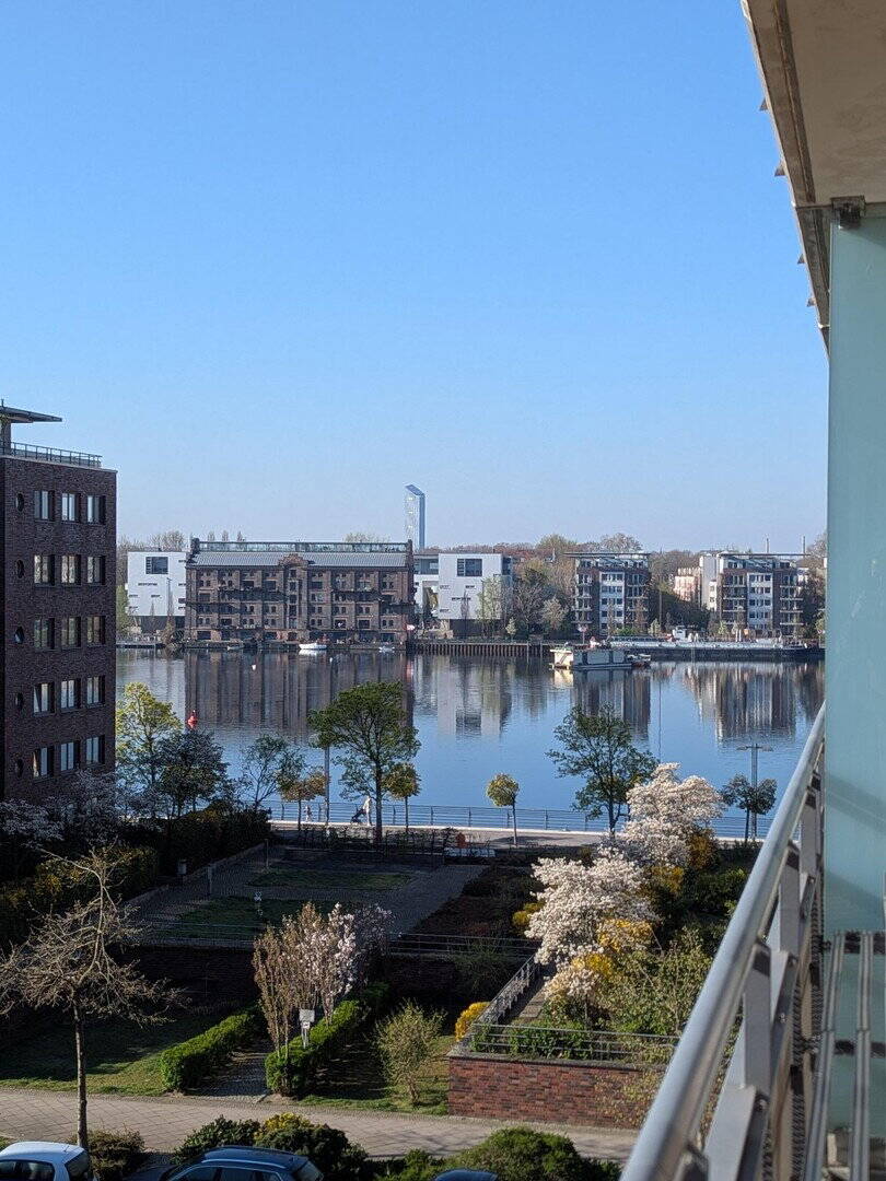 3 Zimmer Wohnung mit 2 Balkonen im 4. OG an der Rummelsburger Bucht mit Tiefgaragenplatz – Berlin – Vorschaubild 9