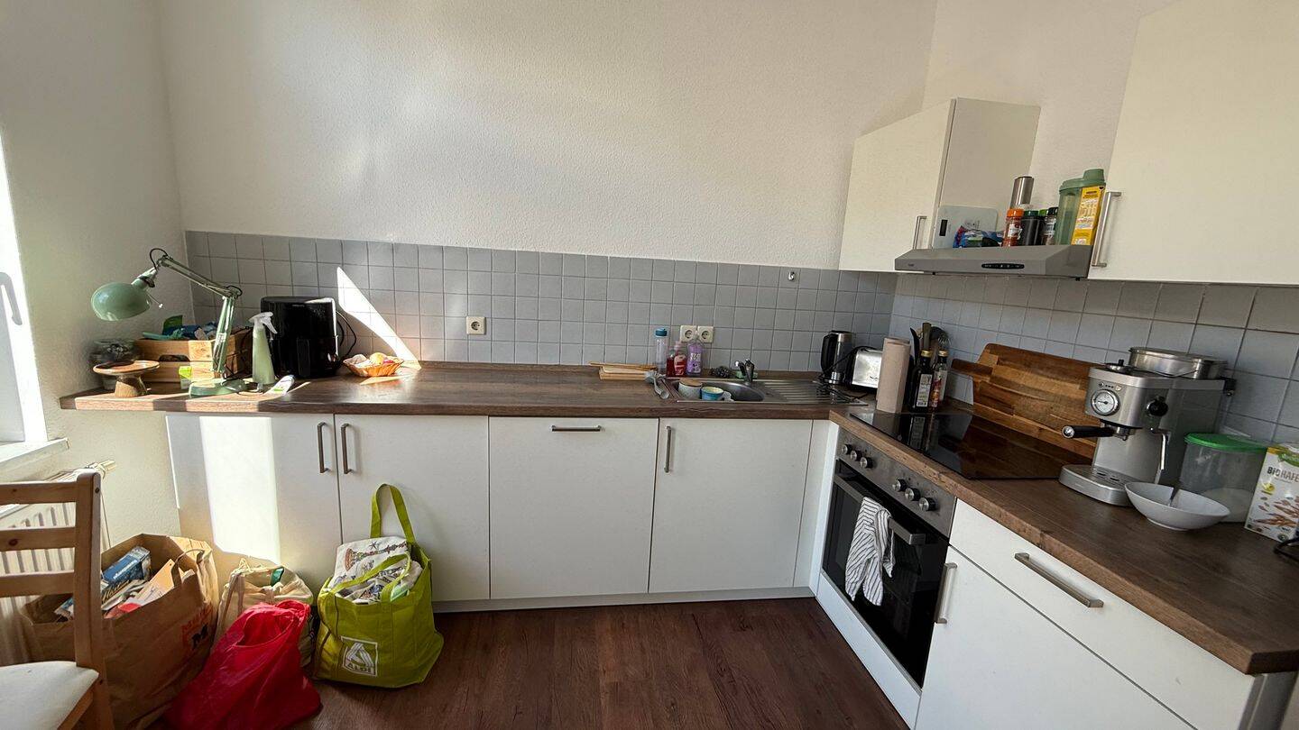 Frei ab 1.7.26 - 3.OG zzgl. 30,- € EBK*** / Badewanne u.v.m. ! – Chemnitz – Vorschaubild 8