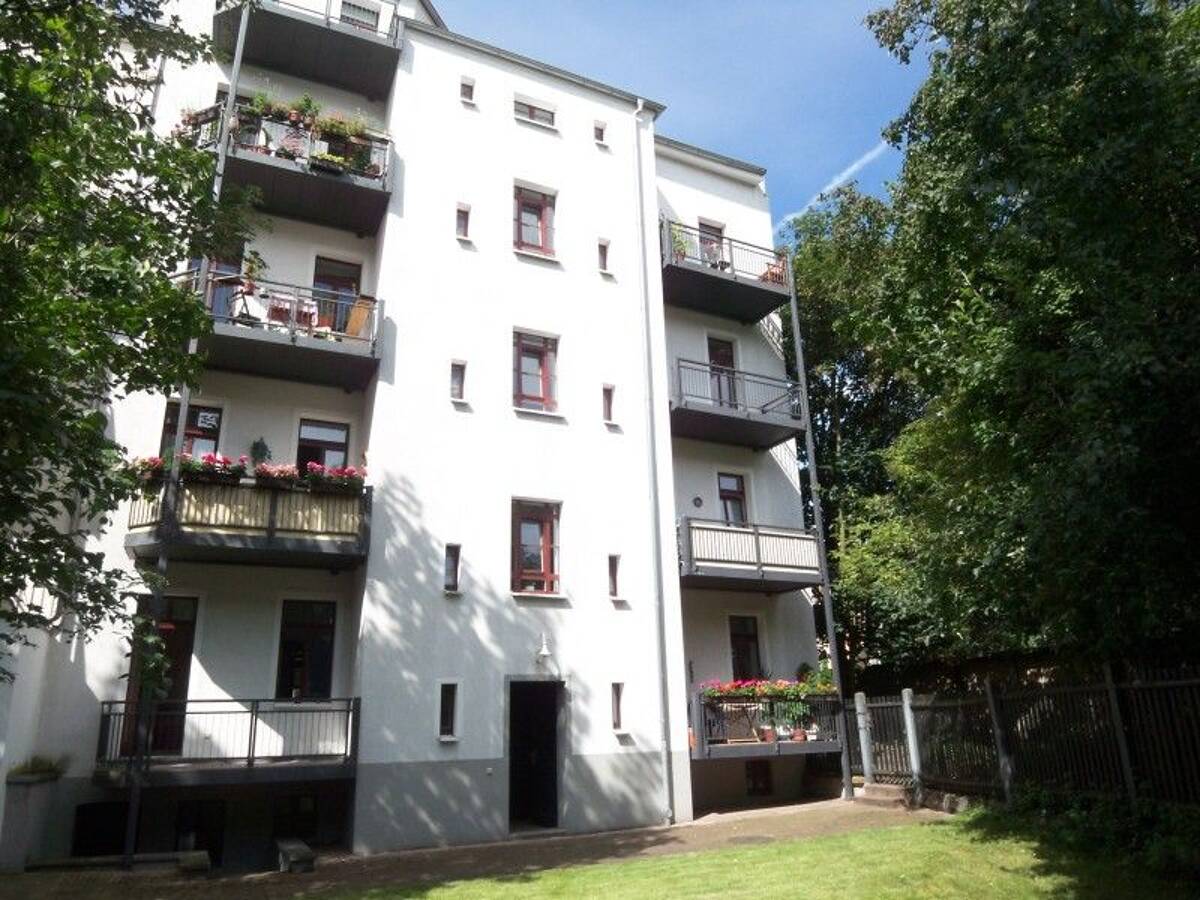 Liebevoll saniertes Mehrfamilienhaus im Leipziger Süden ! – 4277 Leipzig – Bild 1 von 7