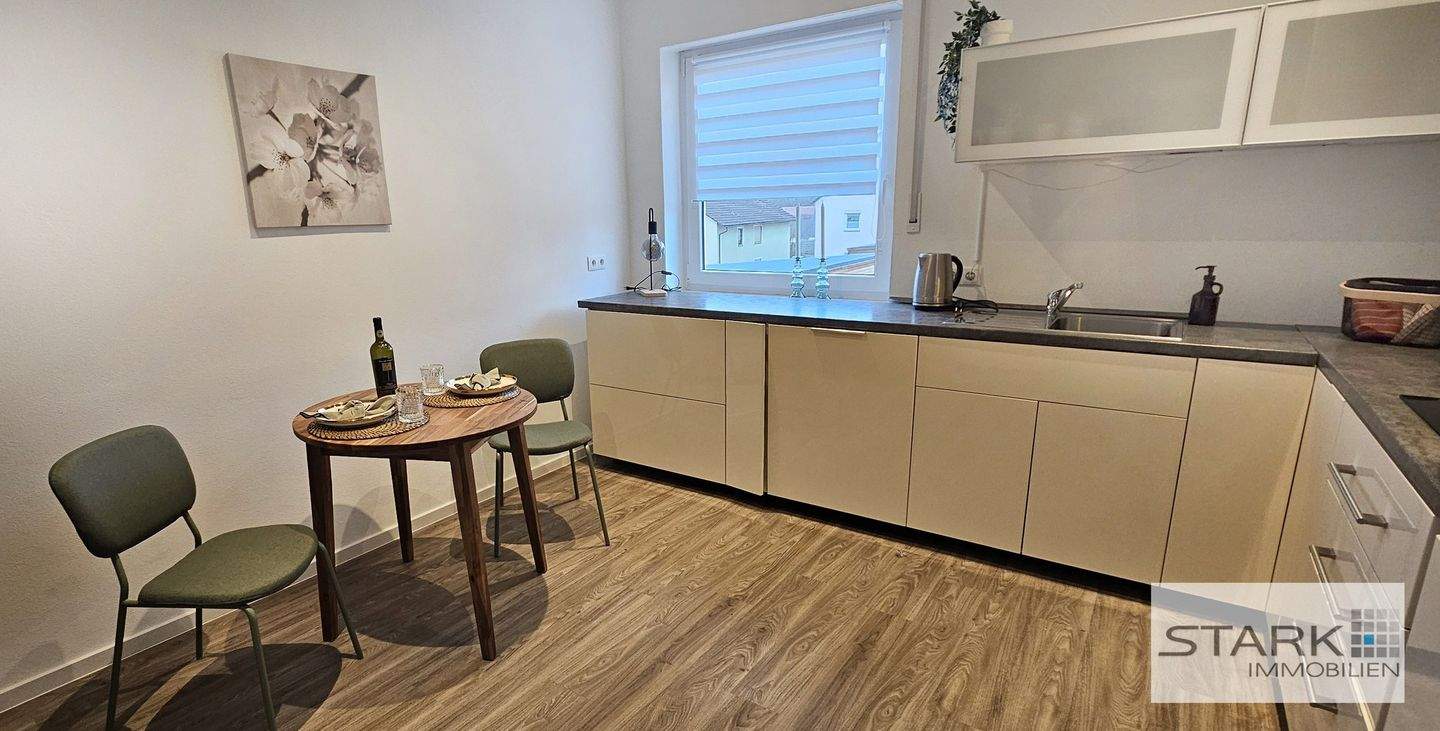 Ruhige Lage & lichtduchflutete Räume! Für eine Familie od. für 2 Parteien! TOP ZUSTAND! – Kleinrinderfeld – Vorschaubild 4