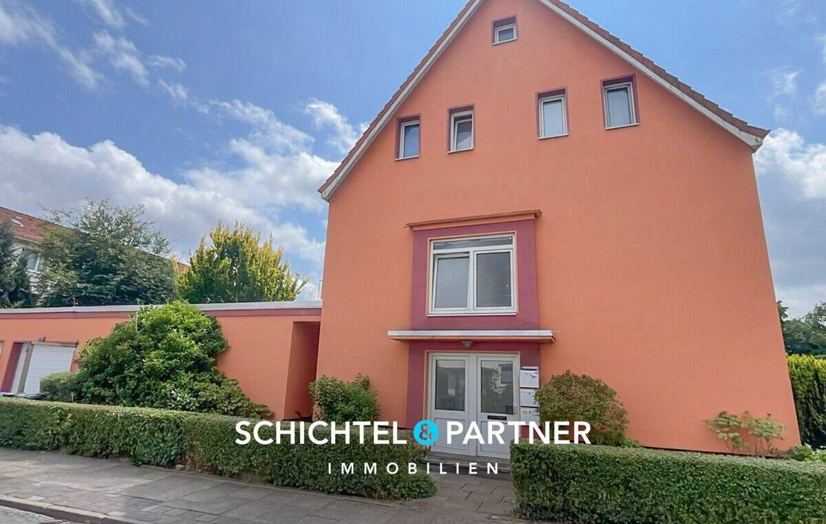 Osterholz | Gepflegtes Mehrparteienhaus mit Doppelgarage in Top Lage – 28327 Bremen – Bild 1 von 9